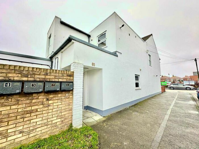 1 Bedroom Apartment To Rent In Newington Road, Ramsgate, CT12