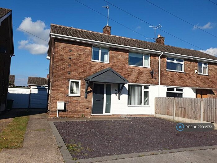 3 Bedroom Semi-Detached House To Rent In Birklands Avenue, Newark, NG22