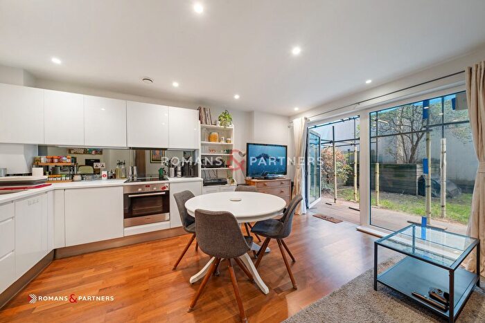 1 Bedroom Flat To Rent In Knights Tower, Deptford, SE8