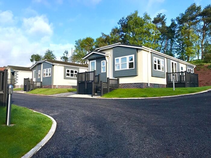 2 Bedroom Park Home For Sale In The Meadows, Claverley, Wolverhampton, WV5