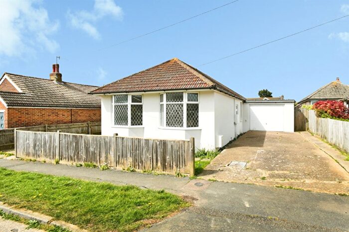 3 Bedroom Detached Bungalow For Sale In Rowe Avenue North, Peacehaven, BN10