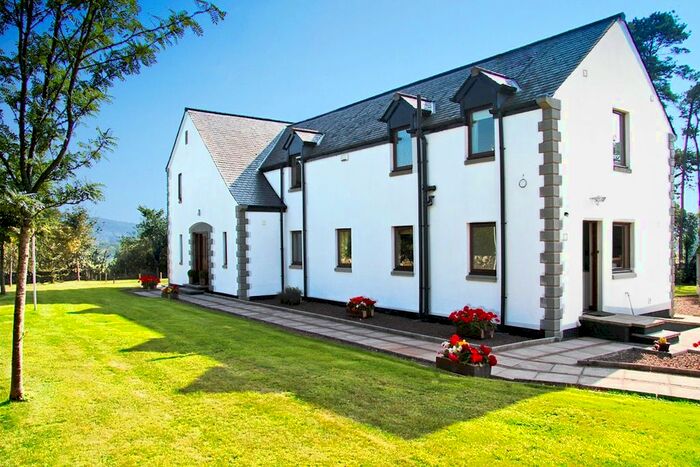 3 Bedroom Detached House For Sale In Woodlands Avenue, Kirkcudbright, DG6