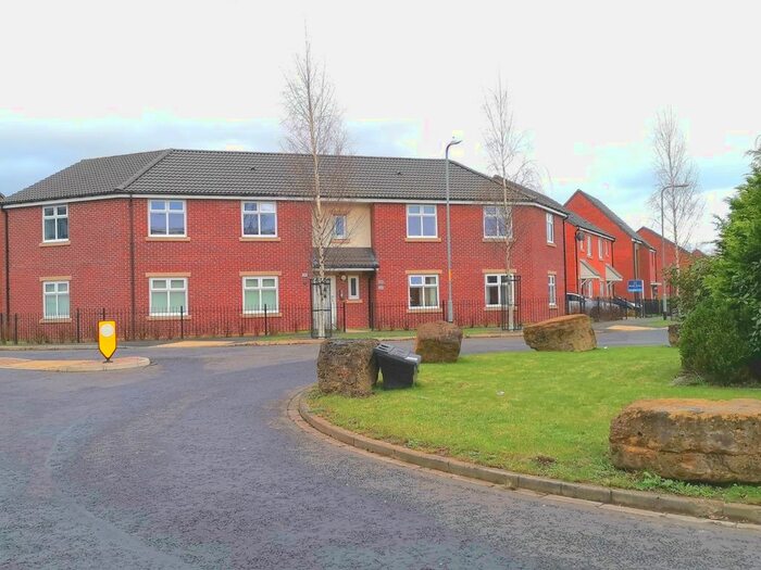 2 Bedroom Flat To Rent In Sculptor Crescent, Stockton-On-Tees, Durham, TS18