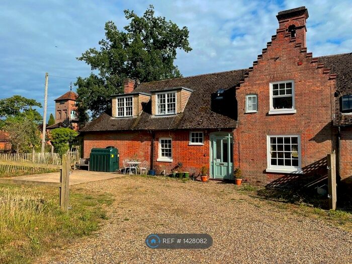 3 Bedroom Semi-Detached House To Rent In Tacolneston Hall, Tacolneston, Norwich, NR16