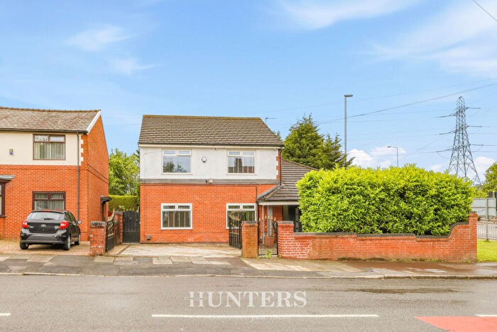 4 Bedroom Detached House For Sale In Mossway, Alkrington, Manchester, M24