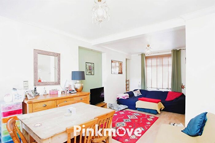 3 Bedroom Terraced House For Sale In Greenfield, Newbridge, Newport, NP11