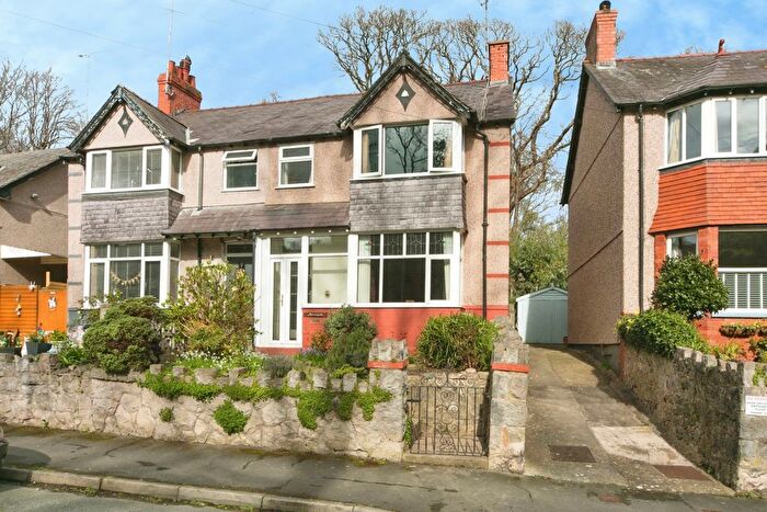 4 Bedroom Semi-Detached House For Sale In Beach Road, Old Colwyn, Colwyn Bay, Conwy, LL29