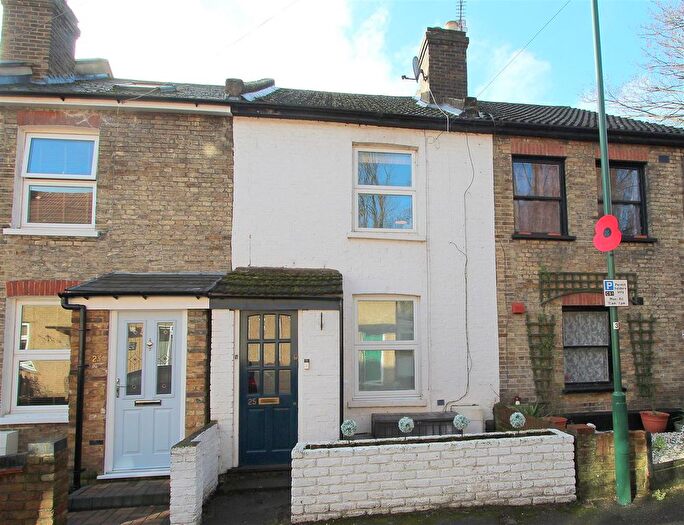 2 Bedroom Property For Sale In Palmerston Road, Carshalton, SM5