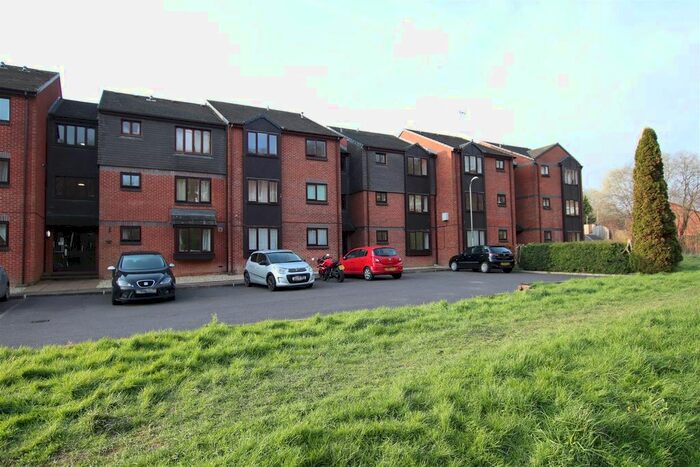 1 Bedroom Flat To Rent In Kinnerton Way, Exeter, EX4