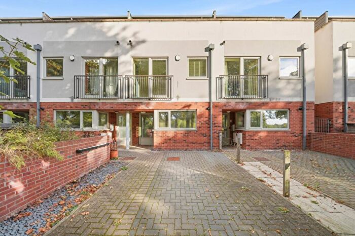 3 Bedroom Terraced House For Sale In Bathley Street, Nottingham, Nottinghamshire, NG2