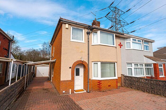 3 Bedroom Semi Detached House For Sale In Pembroke Grove, Newport, NP19