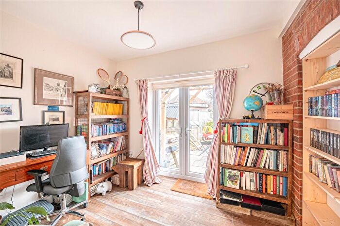 4 Bedroom Semi-Detached House For Sale In Clarendon Avenue, Trowbridge, BA14