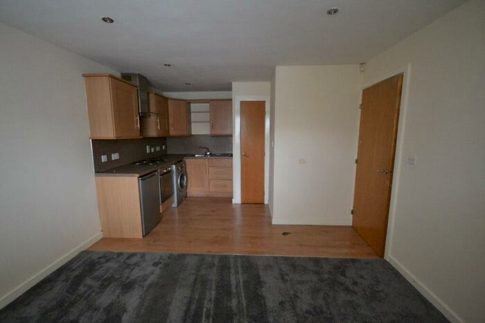 2 Bedroom Flat To Rent In Hessle Road, Hull, HU4