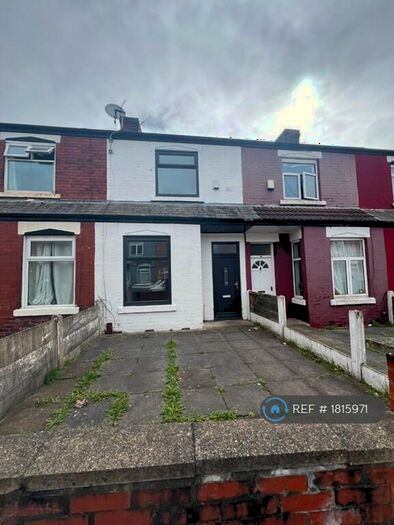 2 Bedroom Terraced House To Rent In Kenyon Street, Manchester, M18