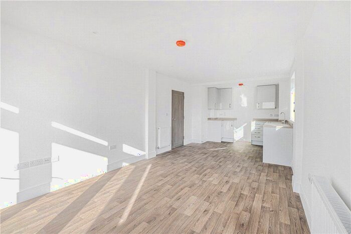 2 Bedroom Flat To Rent In London Road, Thornton Heath, CR7