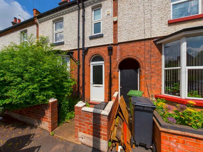 3 Bedroom Terraced House To Rent In Leamington Spa, Warwickshire, CV31