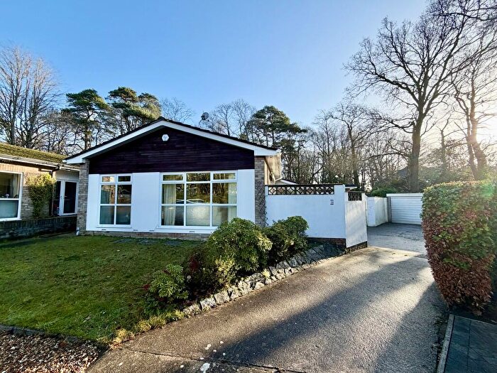 3 Bedroom Detached Bungalow For Sale In Whitchurch Avenue, Broadstone, BH18