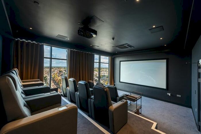 Studio To Rent In Grenan Square, Greenford UB6