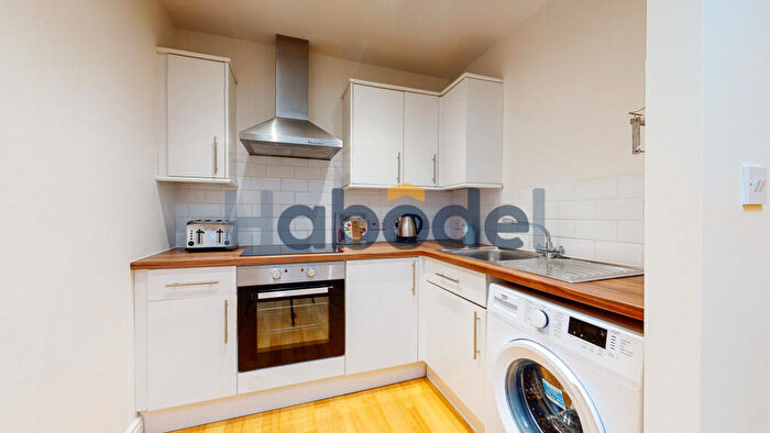 1 Bedroom Flat To Rent In Renaissance House, Boulevard, Hull, HU3