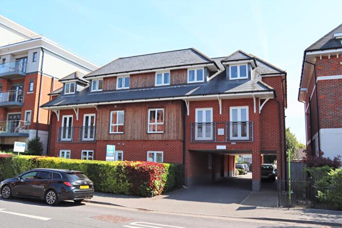 1 Bedroom Apartment To Rent In Bridge Avenue, Maidenhead, Berkshire, SL6
