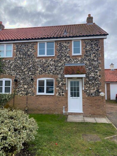 3 Bedroom House To Rent In Brewers Close, Lakenheath, IP27