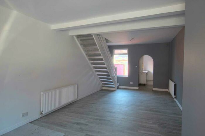 2 Bedroom Terraced House To Rent In Kenyon Street, Gorton, M18