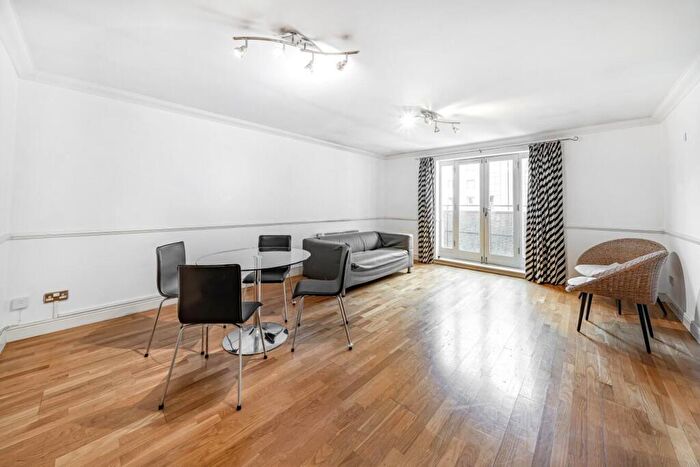 2 Bedroom Flat For Sale In Cotton Row, Battersea, London, SW11