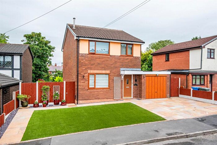 3 Bedroom Detached House For Sale In Alder Grove, Coppull, Chorley, PR7