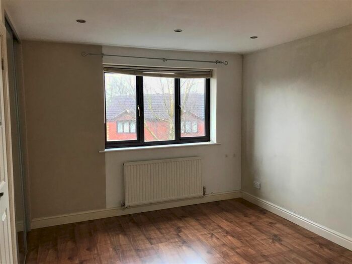 2 Bedroom Semi-Detached House For Sale In South Park Mews, Brierley Hill, DY5