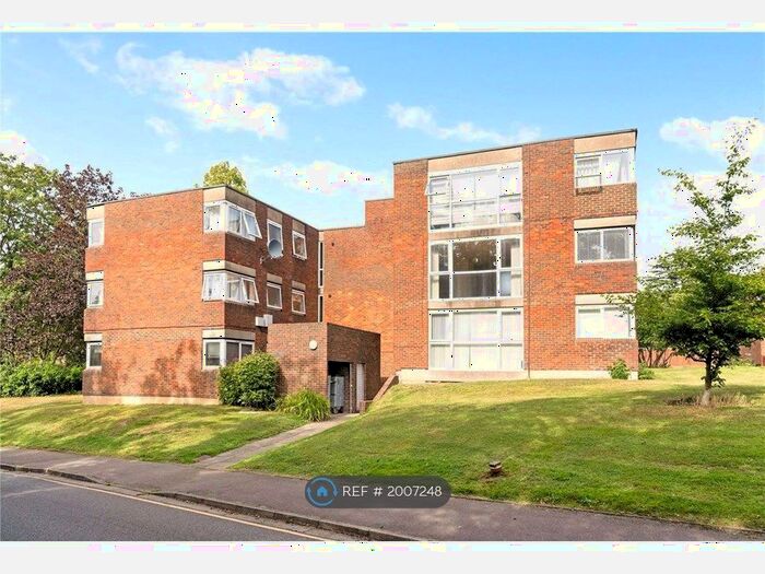 2 Bedroom Flat To Rent In Dormans Close, Northwood, HA6
