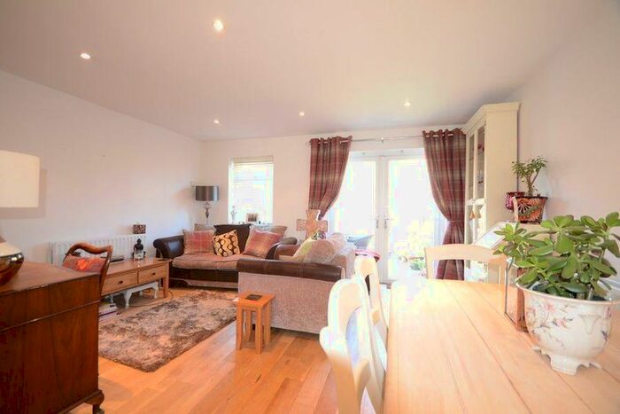 3 Bedroom Terraced House To Rent In The Wheatbutts, SL4