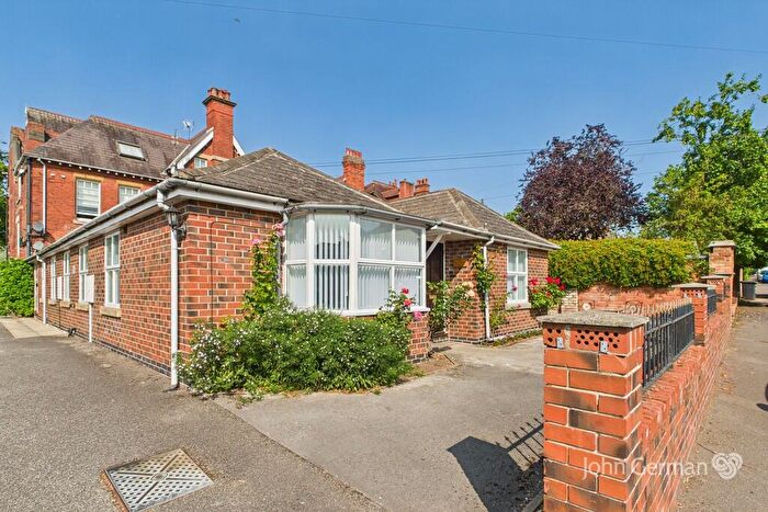 2 Bedroom Apartment For Sale In Duffield Road, Derby, DE22