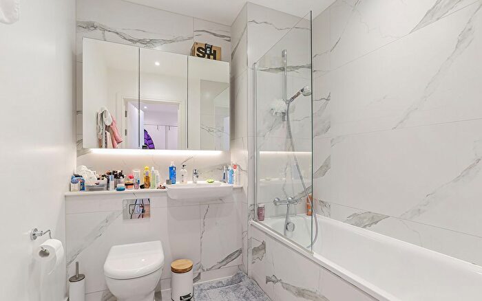 1 Bedroom Property To Rent In Colorama House, Rushworth Street, London, SE1