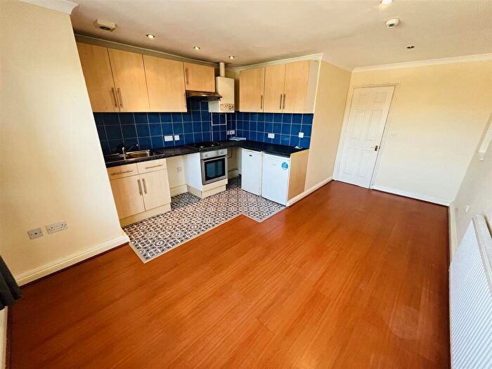 1 Bedroom Flat To Rent In North Road, St. Andrews, BS6
