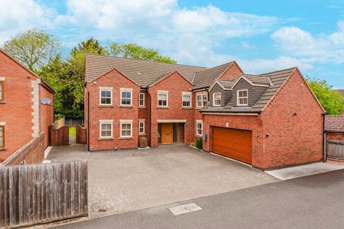 7 Bedroom Detached House For Sale In Barton Road, Barton Seagrave, NN15