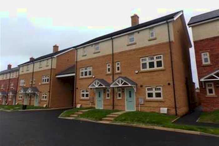 4 Bedroom Town House To Rent In Whitehall Drive, Broughton. Preston, PR3