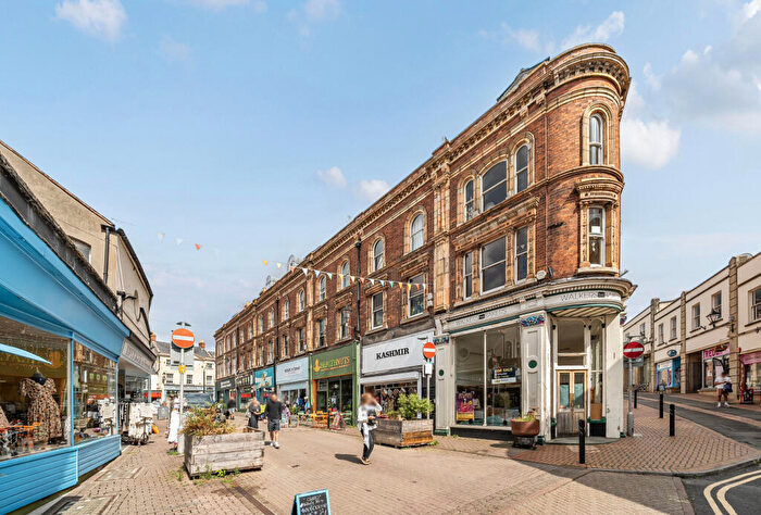 1 Bedroom Apartment For Sale In Kendrick Street, Stroud, Gloucestershire, GL5