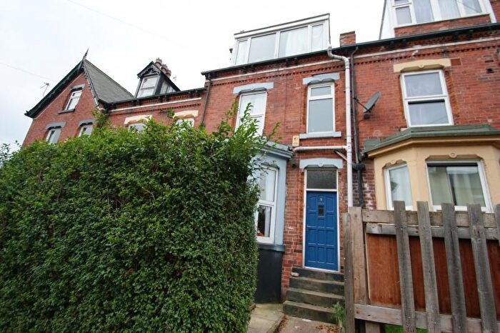 5 Bedroom Terraced House To Rent In Delph Mount, Woodhouse, Leeds, LS6