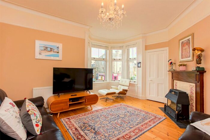 2 Bedroom Flat To Rent In Newhaven Road, Edinburgh, Midlothian, EH6