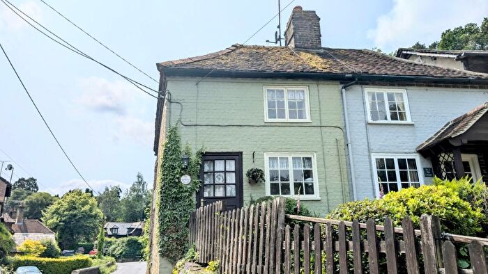 2 Bedroom Semi-Detached House For Sale In Arford Road, Arford, Hampshire, GU35