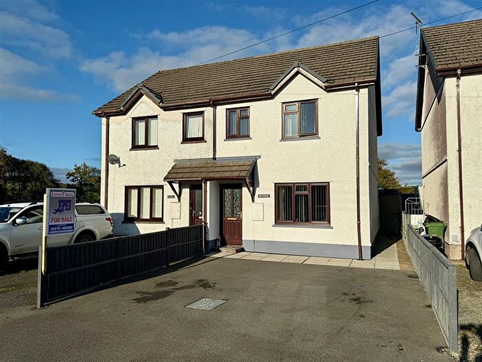 3 Bedroom Property For Sale In Heol Hathren, Cwmann, Lampeter, SA48