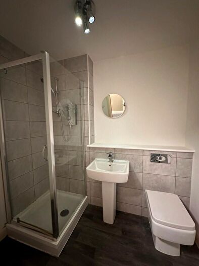 2 Bedroom Apartment To Rent In Skinner Lane, Leeds, West Yorkshire, LS7