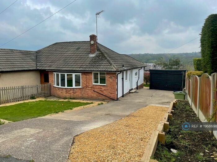 2 Bedroom Bungalow To Rent In Pyenot Gardens, Cleckheaton, BD19