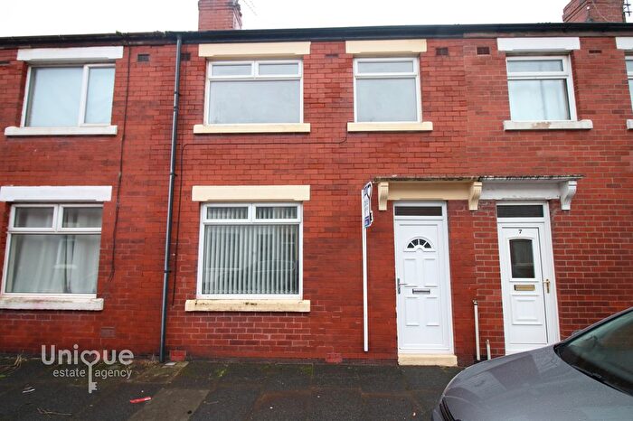 2 Bedroom Terraced House For Sale In Deepdale Road, Fleetwood, FY7