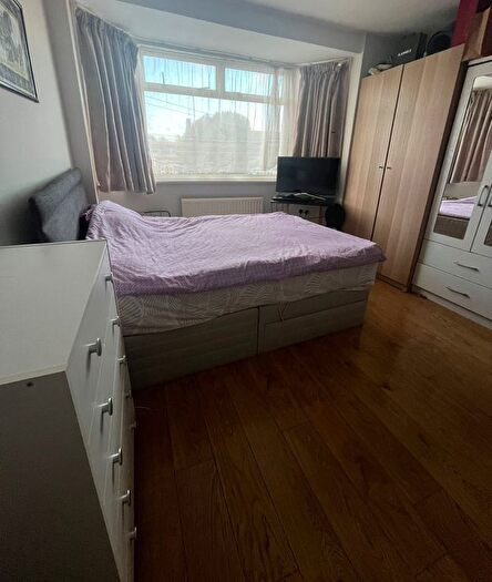 Studio To Rent In Heath Road, Hounslow, TW3
