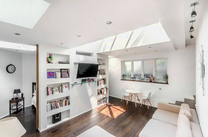 1 Bedroom Flat To Rent In Collingham Gardens, South Kensington, London, SW5