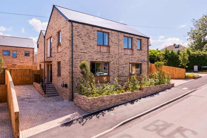 3 Bedroom Semi-Detached House To Rent In St Joseph's Terrace, Bath, BA2