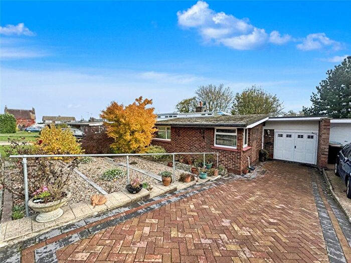 2 Bedroom Bungalow For Sale In Church Farm Road, Upchurch, Sittingbourne, Kent, ME9