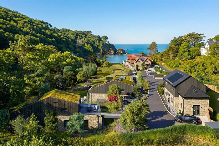 3 Bedroom Flat For Sale In Lee Bay Gardens, Lee Ilfracombe, EX34
