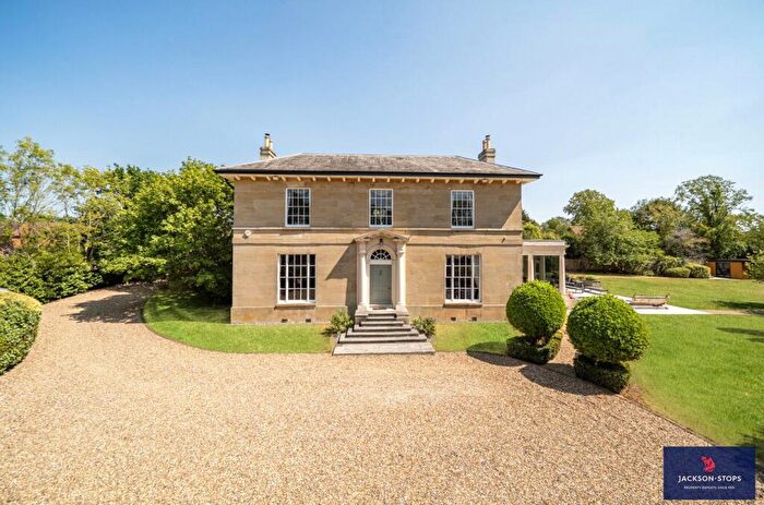 5 Bedroom House For Sale In Shenley Park, Shenley Church End, Milton Keynes, Buckinghamshire, MK5